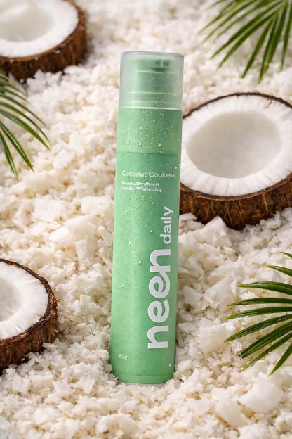 pasta de dinti cu coco si fulgi de coco